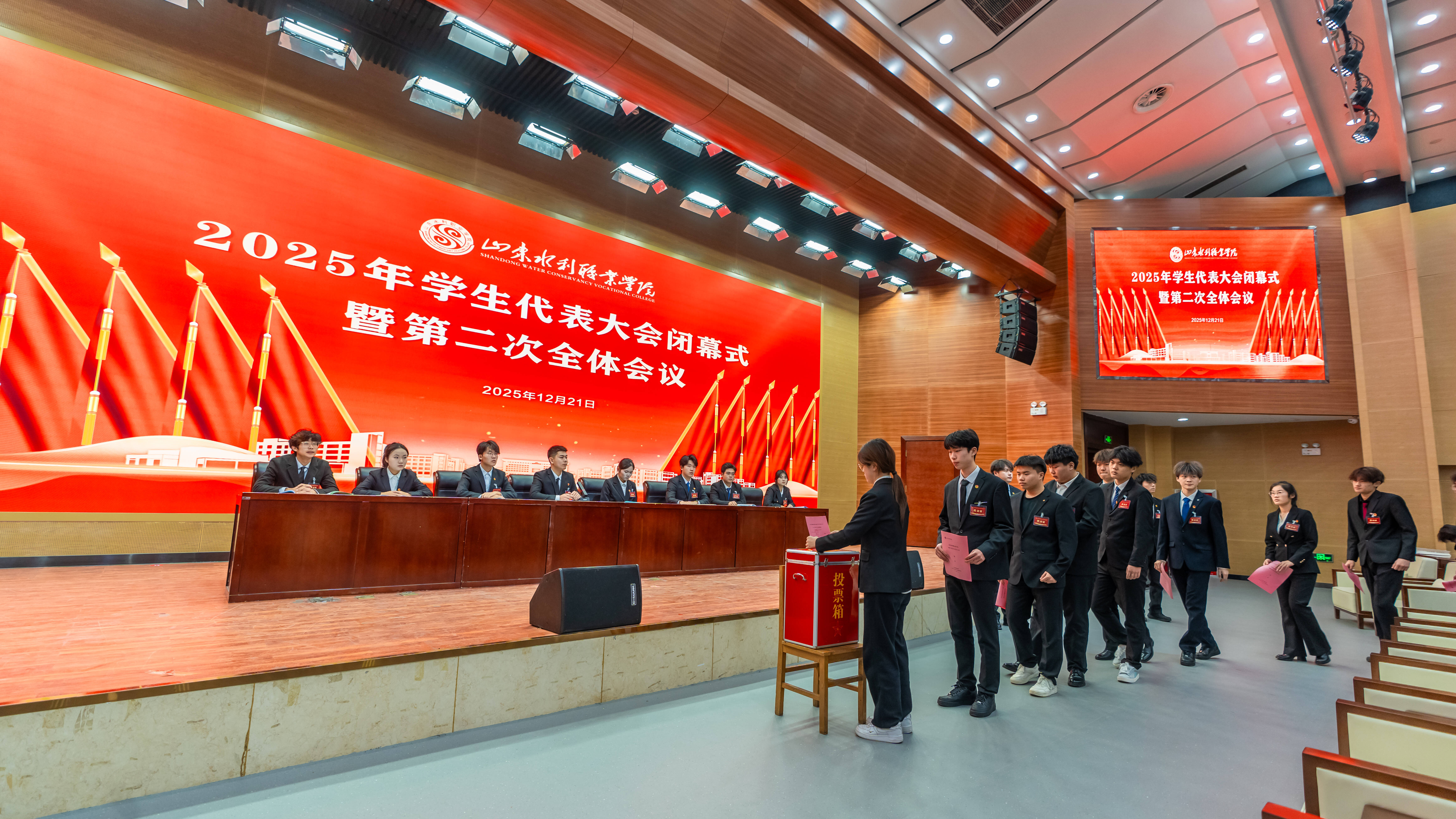 精品人妻系列无码人妻免费视频