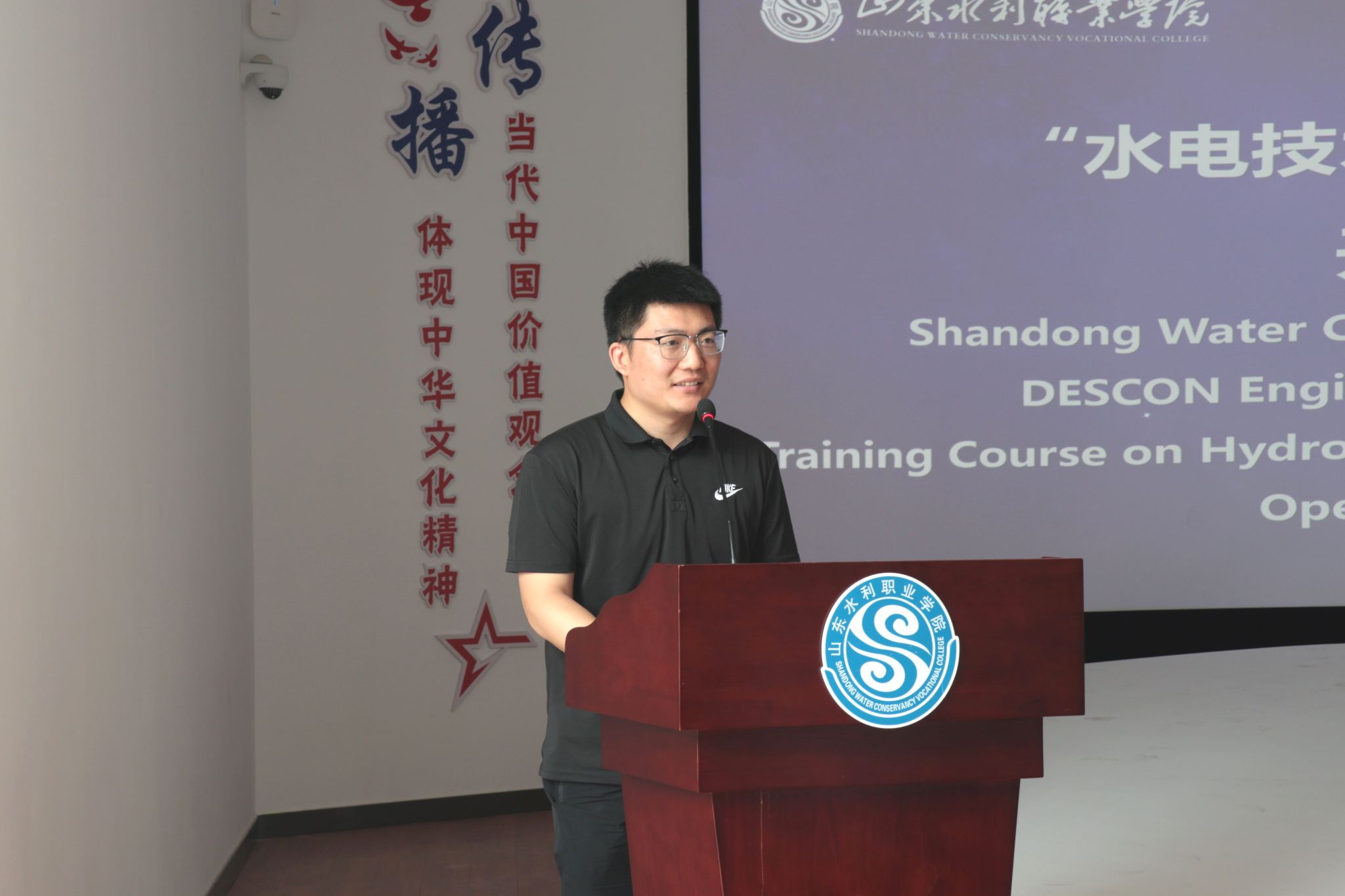 精品人妻系列无码人妻免费视频