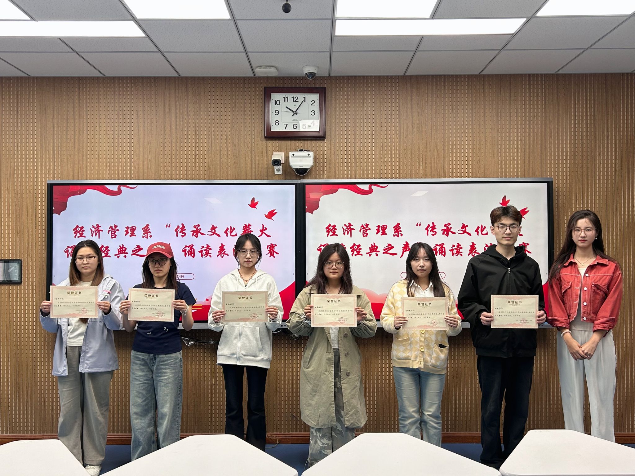 精品人妻系列无码人妻免费视频