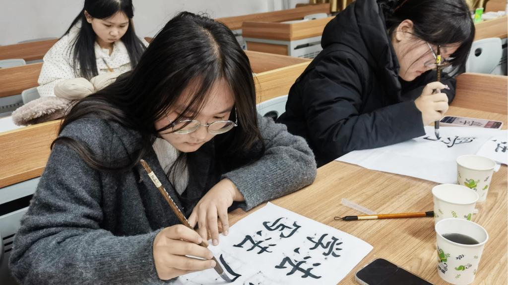精品人妻系列无码人妻免费视频