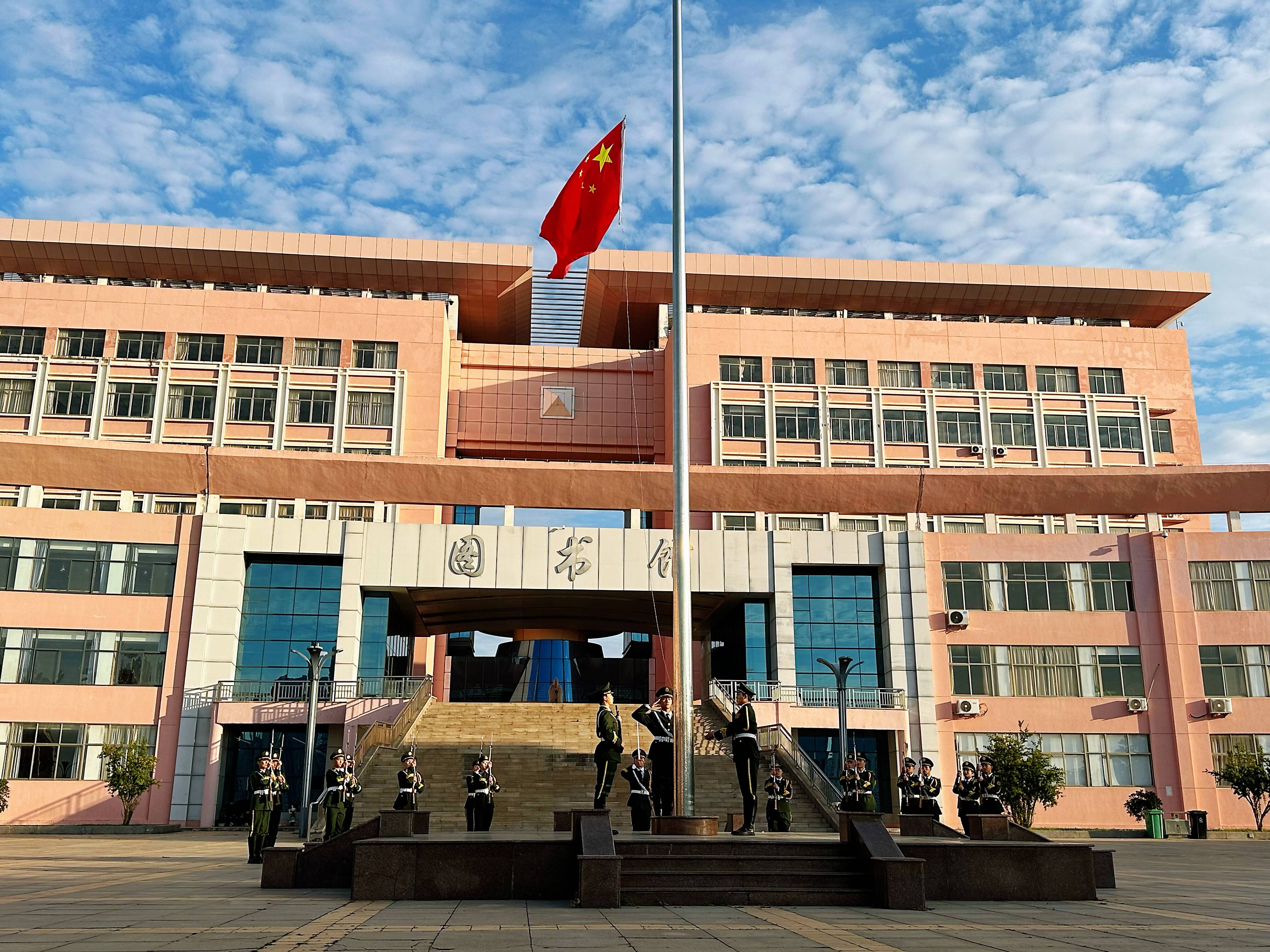 精品人妻系列无码人妻免费视频